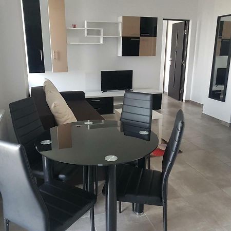 Summerhouse Apartments Mamaia Ngoại thất bức ảnh