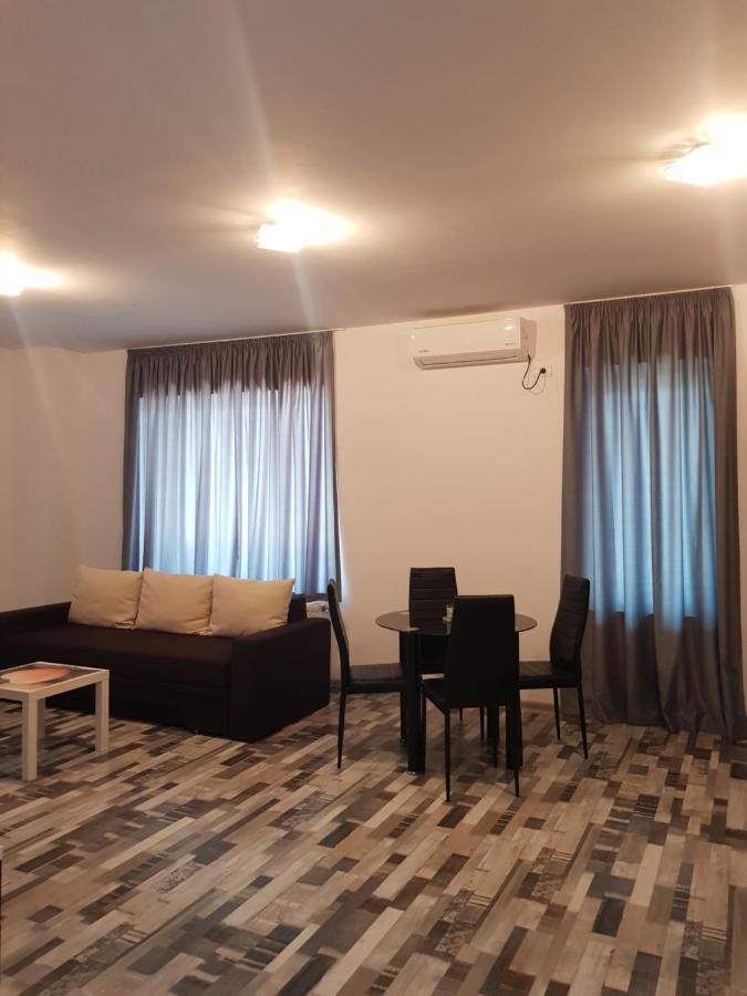 Summerhouse Apartments Mamaia Ngoại thất bức ảnh
