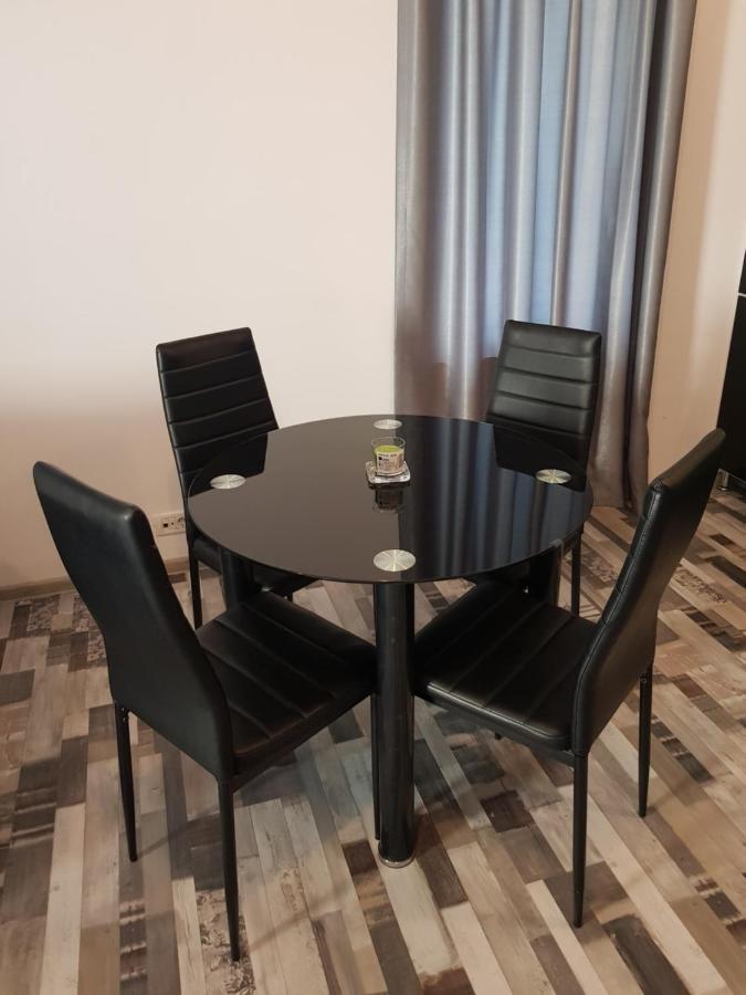 Summerhouse Apartments Mamaia Ngoại thất bức ảnh