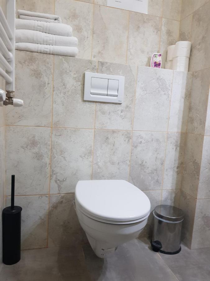 Summerhouse Apartments Mamaia Ngoại thất bức ảnh